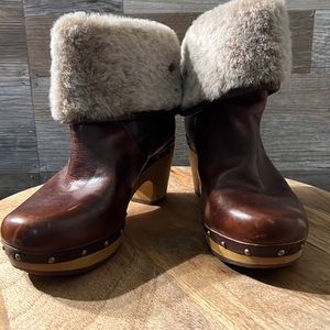 UGG Australia Lynnea II Clog Boots
